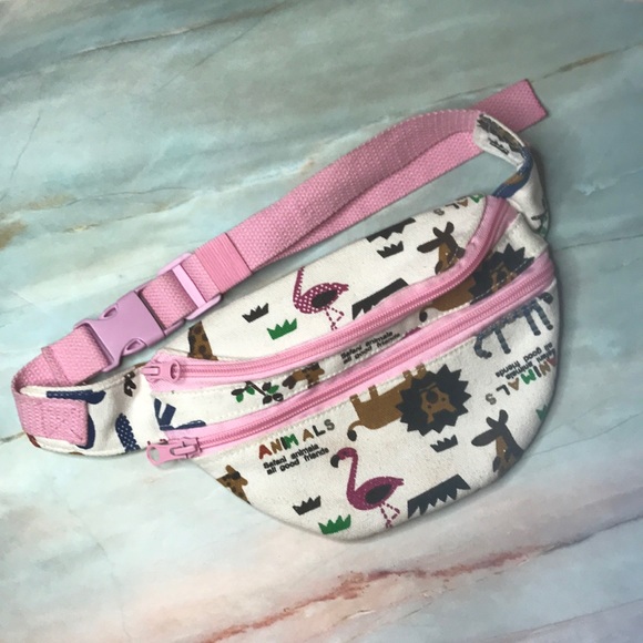 Fanny pack NEW worn a couple of times - Picture 2 of 4